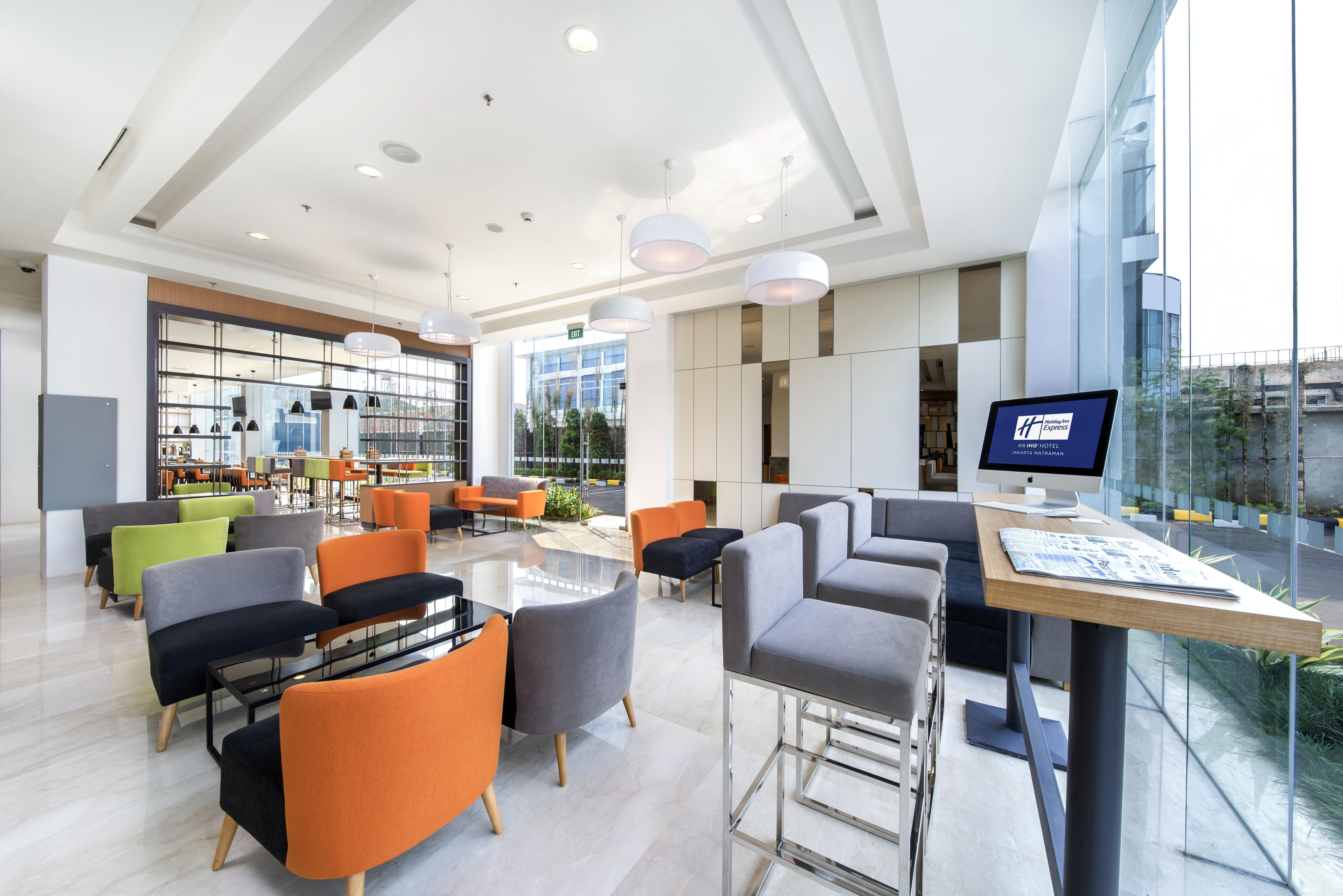 Holiday Inn Express Jakarta Matraman By Ihg Ngoại thất bức ảnh