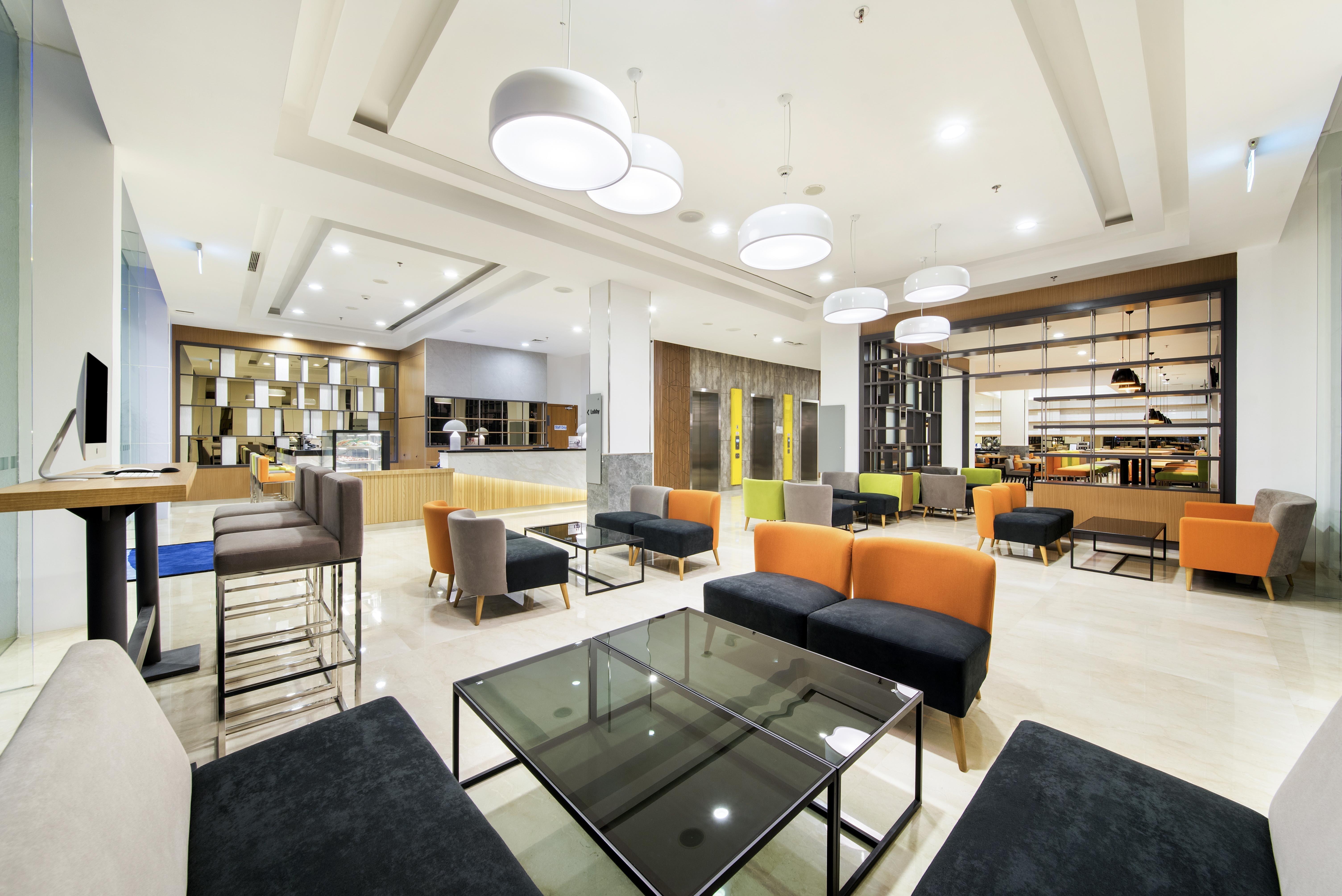 Holiday Inn Express Jakarta Matraman By Ihg Ngoại thất bức ảnh