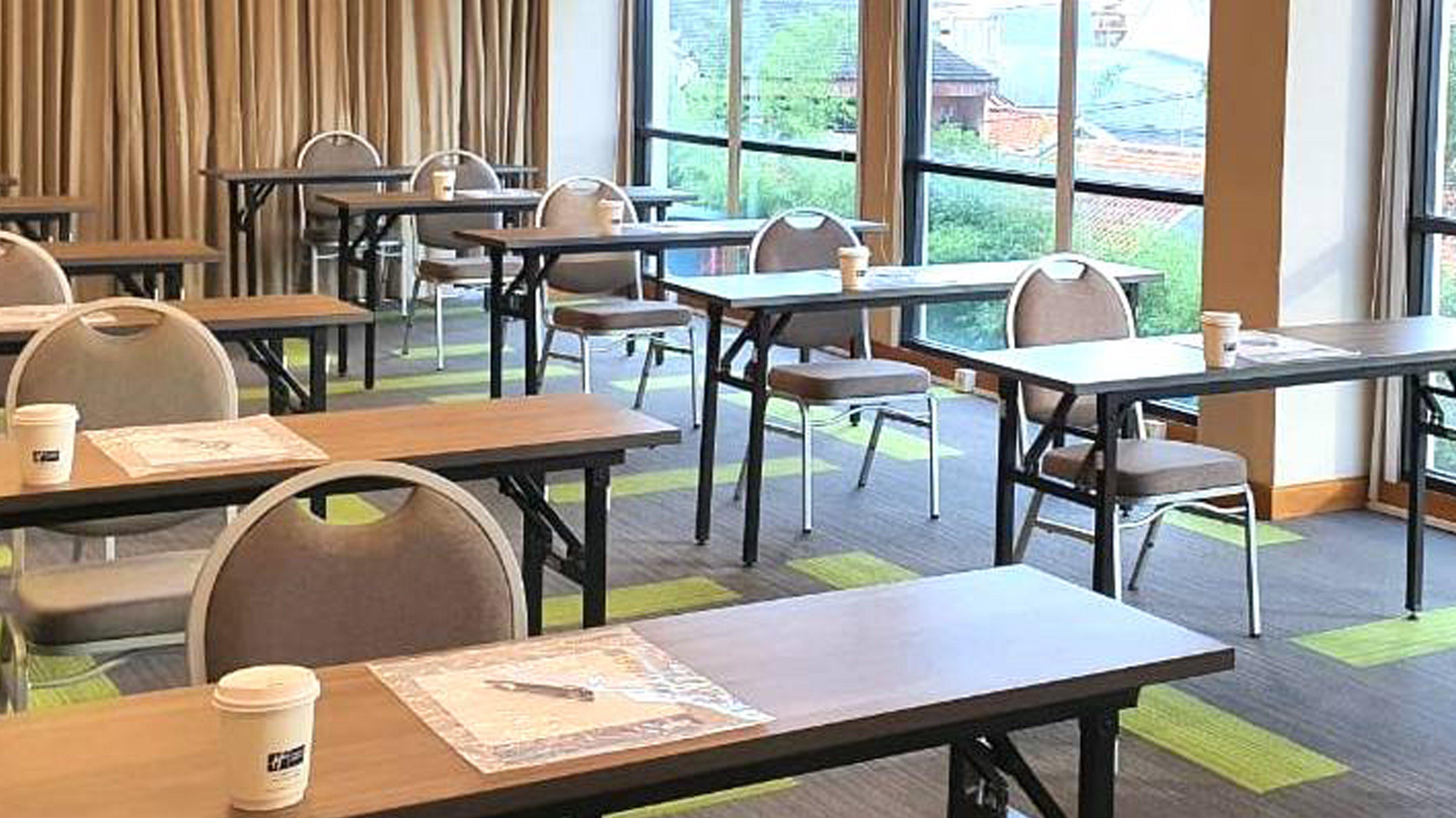 Holiday Inn Express Jakarta Matraman By Ihg Ngoại thất bức ảnh