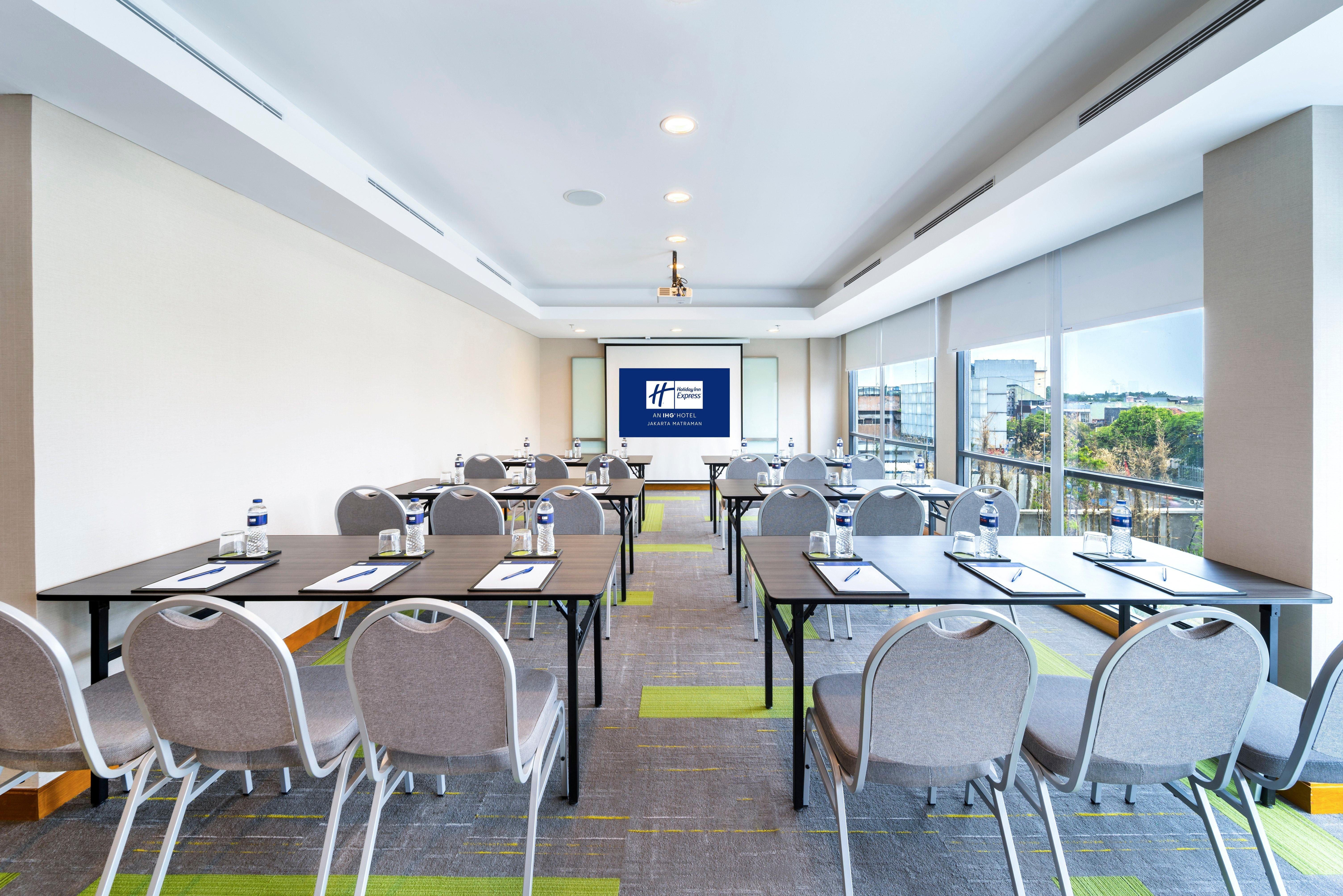 Holiday Inn Express Jakarta Matraman By Ihg Ngoại thất bức ảnh