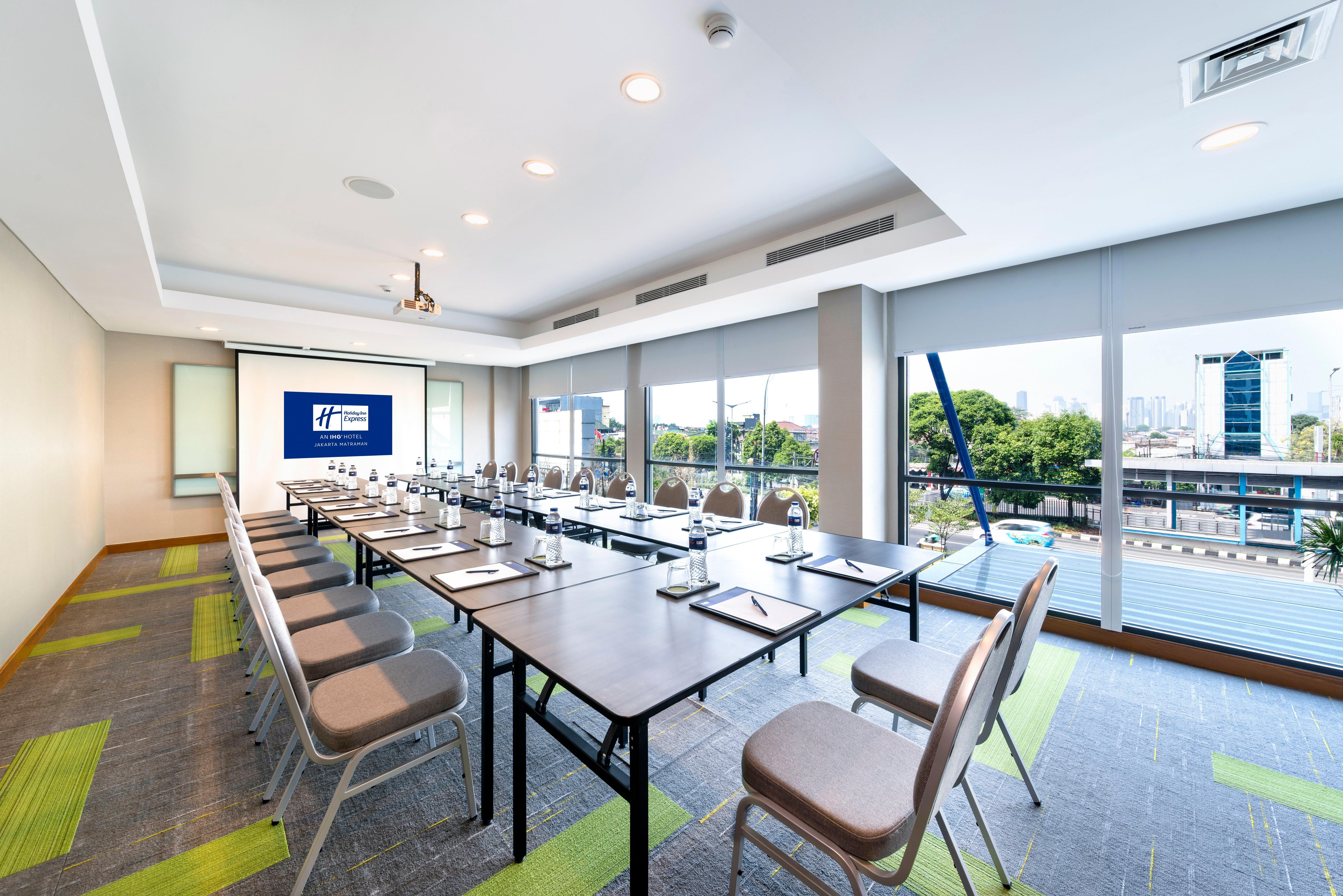 Holiday Inn Express Jakarta Matraman By Ihg Ngoại thất bức ảnh