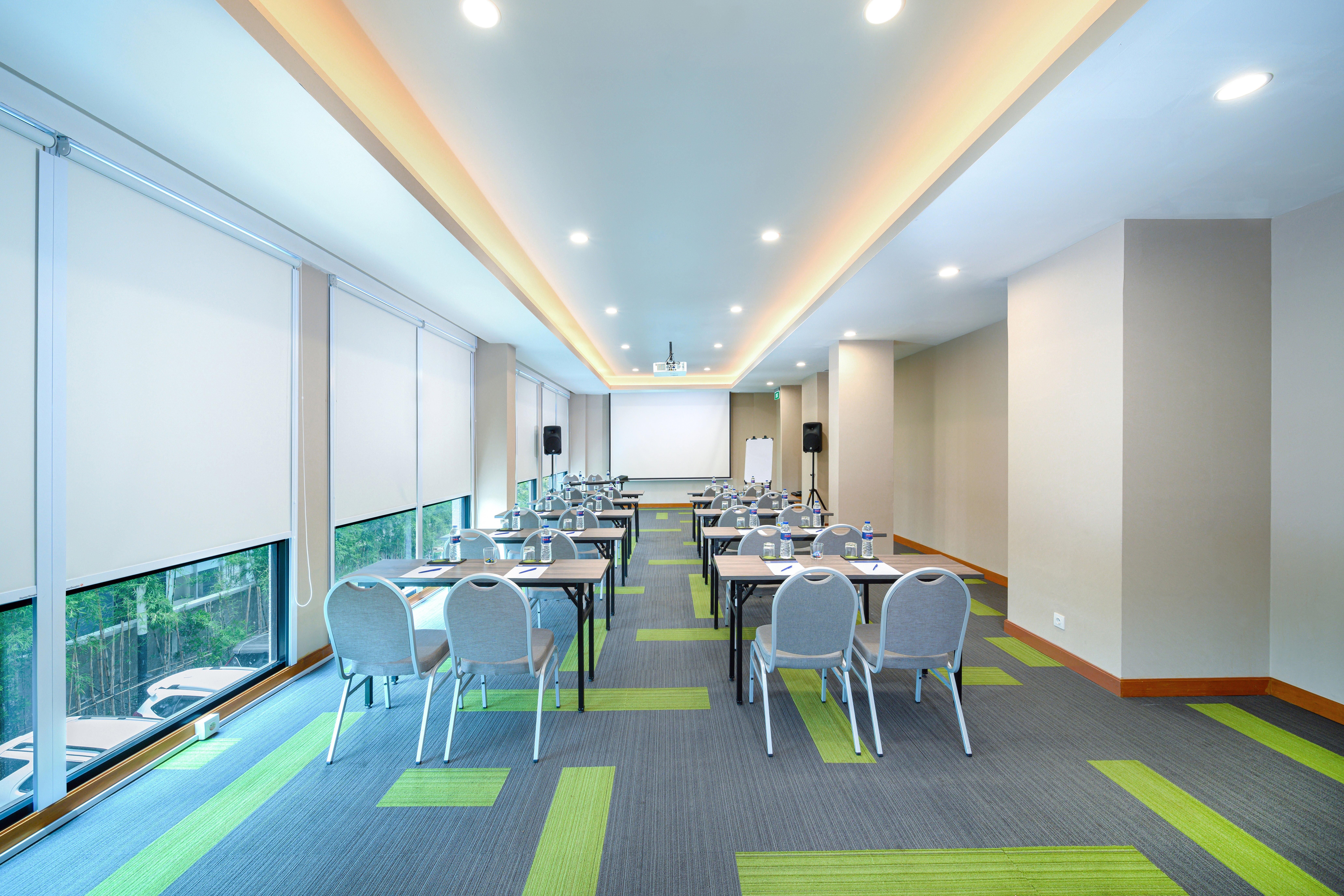 Holiday Inn Express Jakarta Matraman By Ihg Ngoại thất bức ảnh